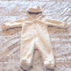 Carter’s White Bear Bodysuit Size 9 months